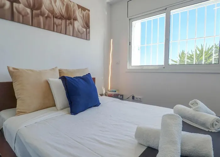 The Moonlight Seaview By Hello Homes シッチェス
