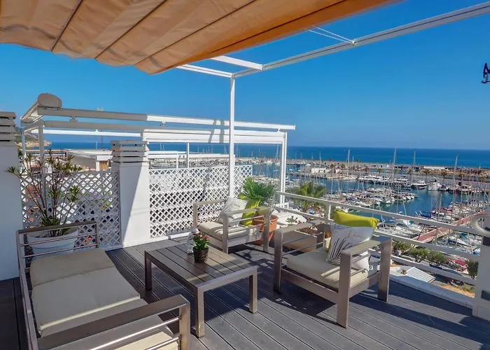 The Moonlight Seaview By Hello Homes