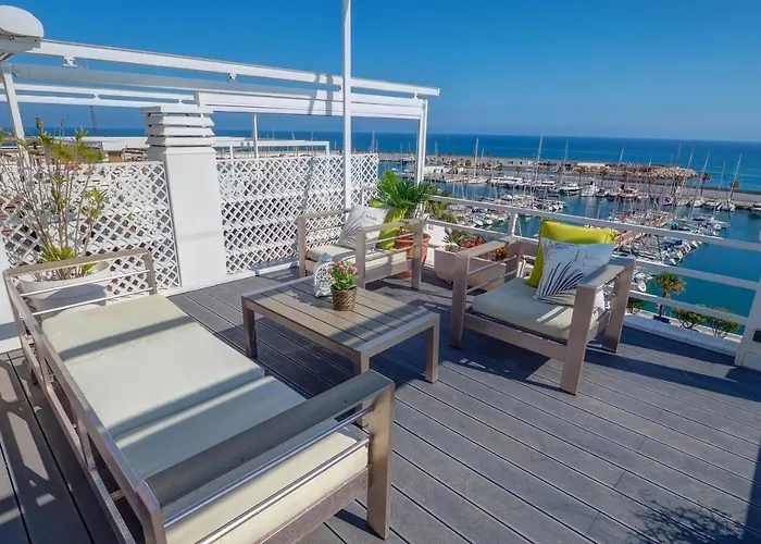 The Moonlight Seaview By Hello Homes *