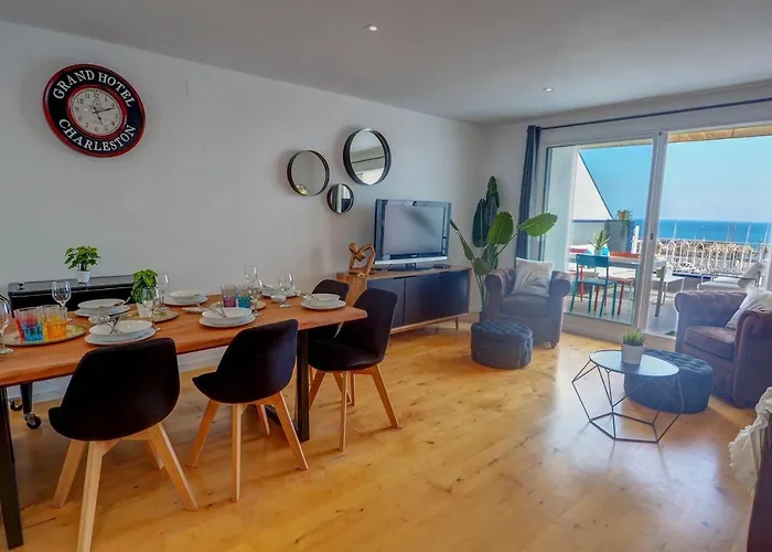 The Moonlight Seaview By Hello Homes *