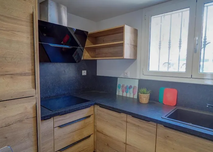 The Moonlight Seaview By Hello Homes